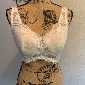 NWOT Victoria’s Secret bra